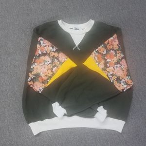 floral color block sweatshirt